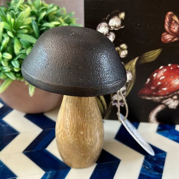 NEW! Cottage Farmhouse Fall Harvest Enchanted Garden Woodland Forest Mushroom - Picture 2 of 5